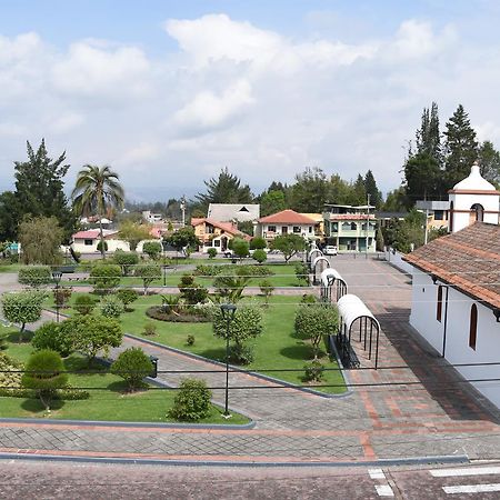 Hostal El Parque ตาบาเบลา ภายนอก รูปภาพ