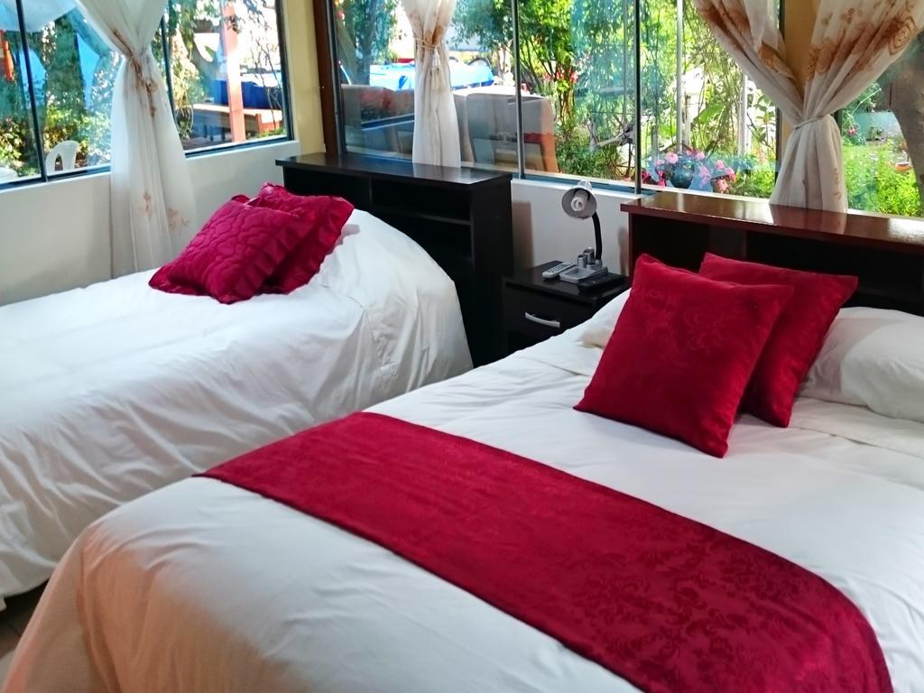Hostal El Parque ตาบาเบลา ภายนอก รูปภาพ