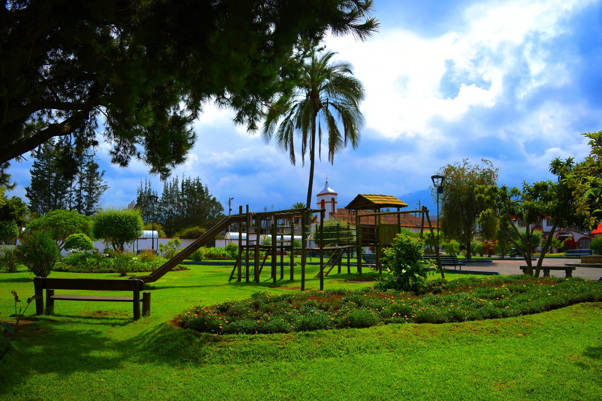 Hostal El Parque ตาบาเบลา ภายนอก รูปภาพ