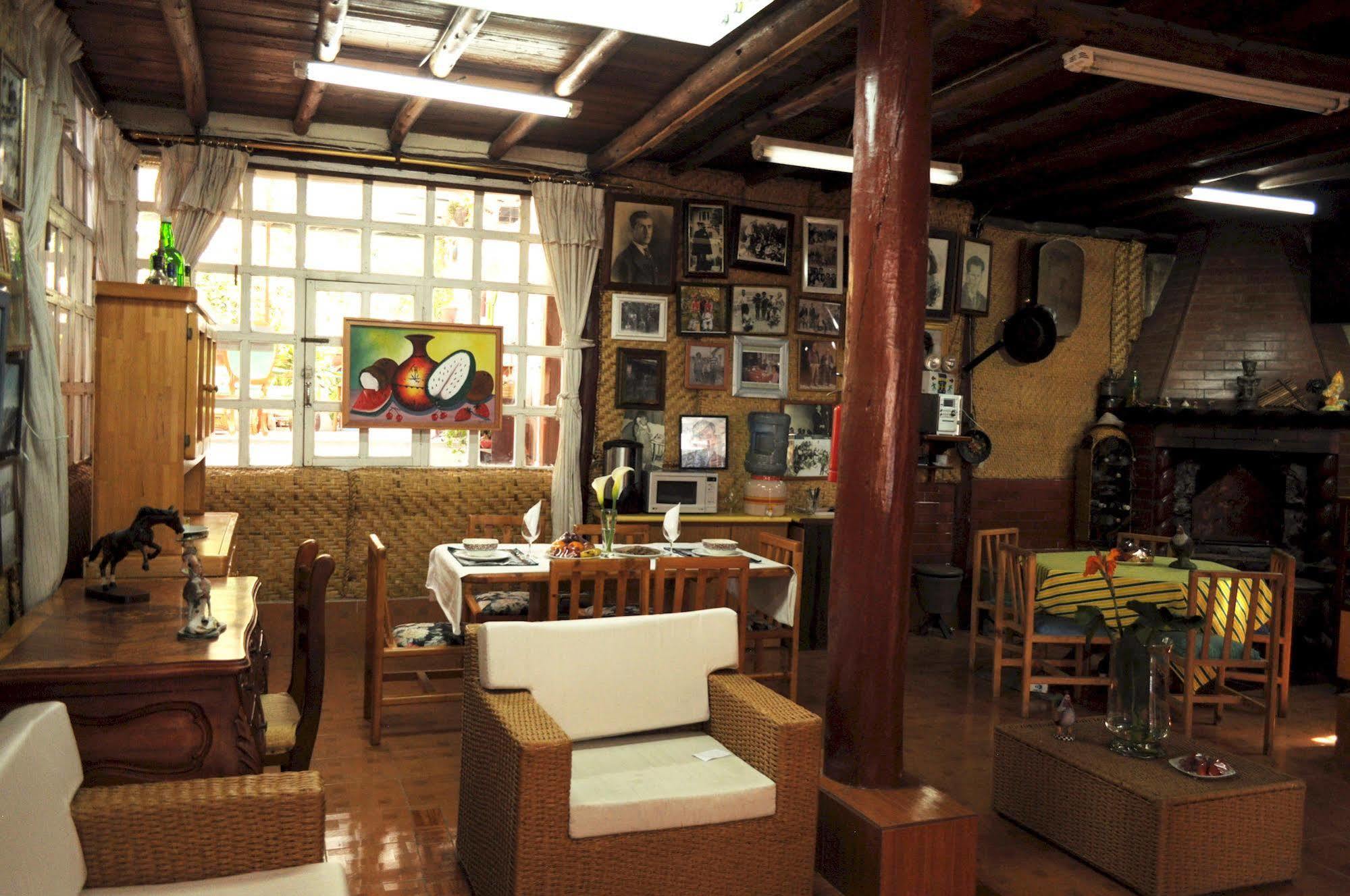 Hostal El Parque ตาบาเบลา ภายนอก รูปภาพ
