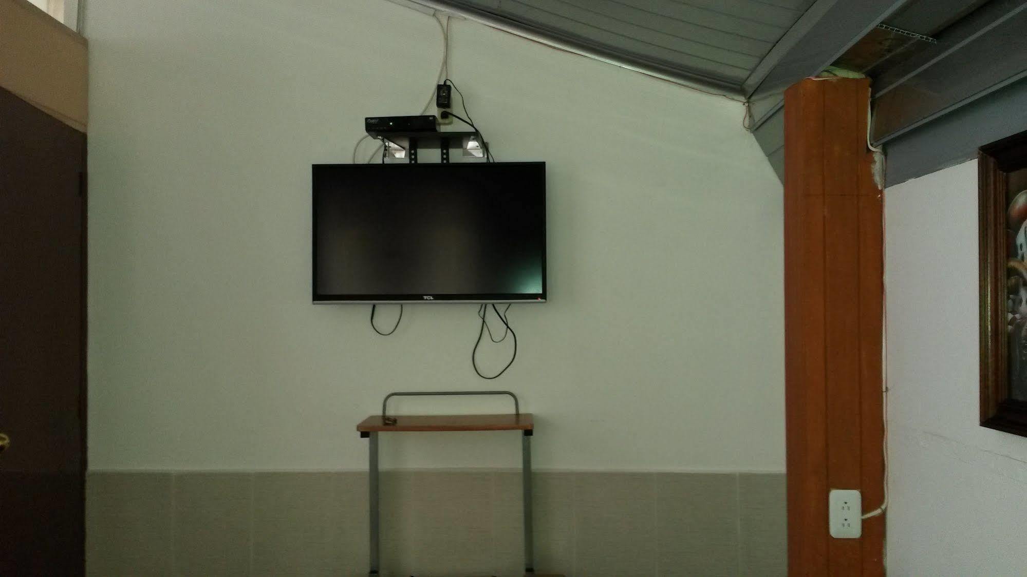 Hostal El Parque ตาบาเบลา ภายนอก รูปภาพ