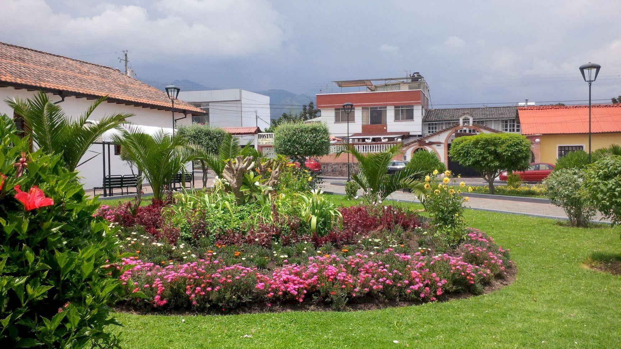 Hostal El Parque ตาบาเบลา ภายนอก รูปภาพ